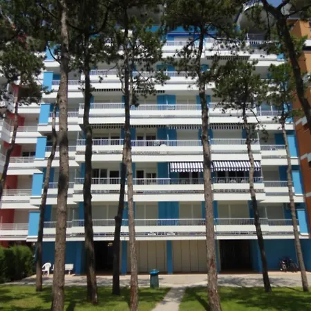 Renovated With Sea View Terrace 公寓